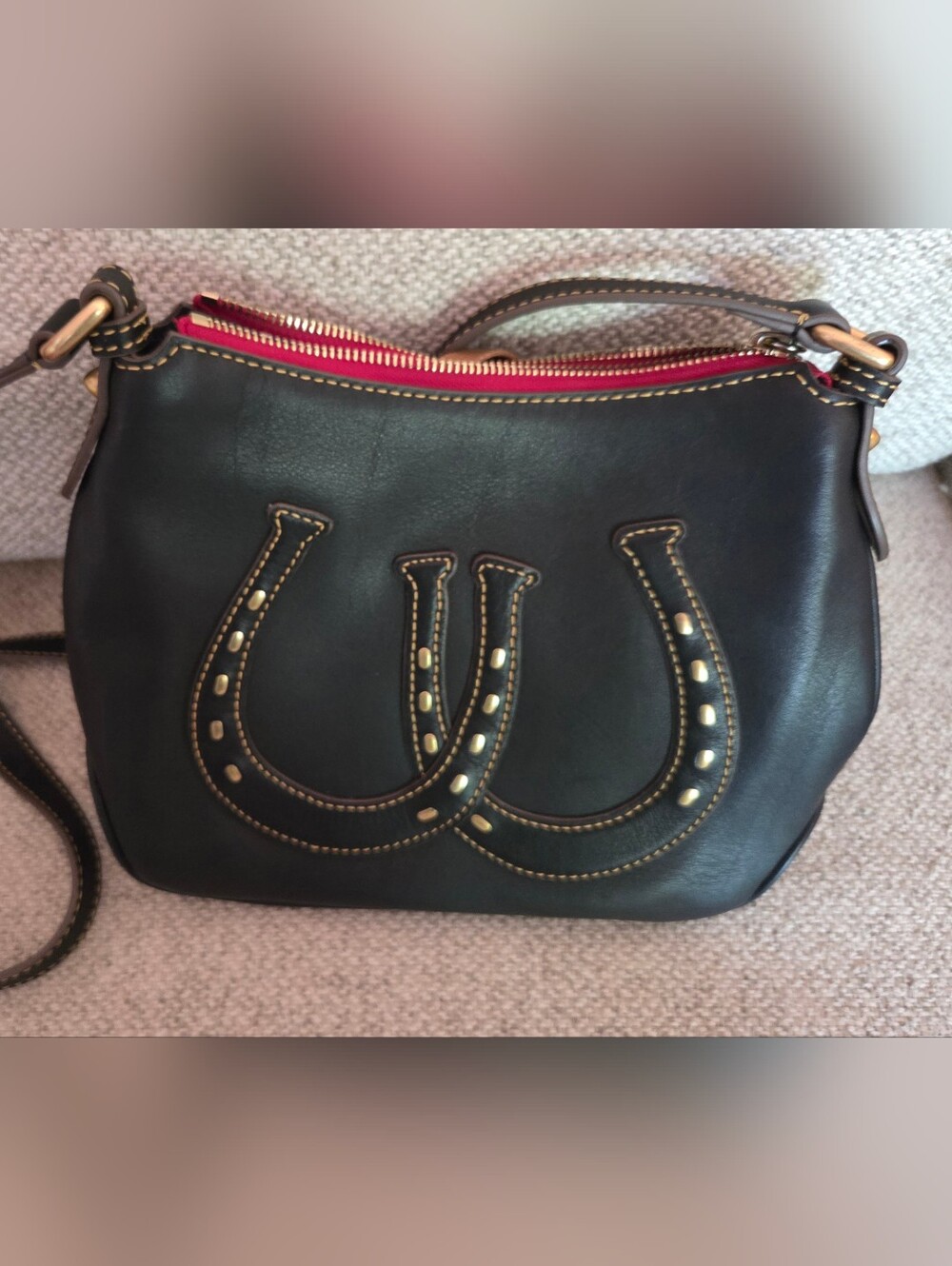 Vintage 1975 Dooney & Bourke Black Crossbody Bag with Horseshoe Stitch Detail - Picture 2 of 6
